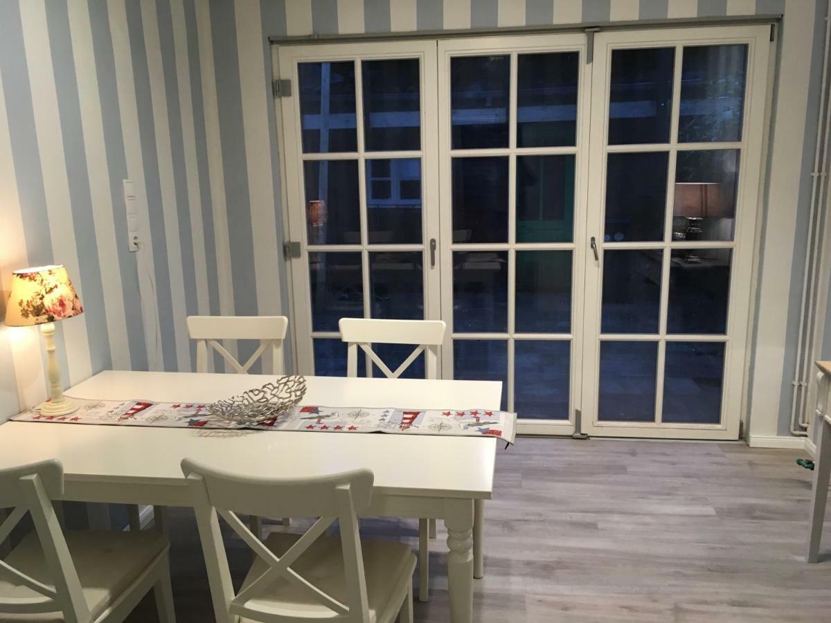 Ferienhaus Witte Huuske Emden Exteriör bild